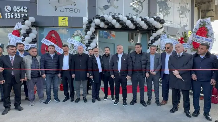 Berat Tekstil Makina ve Yedek Parça Yeni Adresinde Faaliyete Geçti