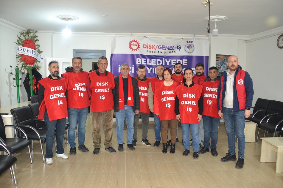 Batman Belediyesi’ndeki İşçilerin Cuma Travması: 100 İşçi İşten Çıkarıldı