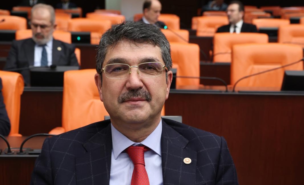 Milletvekili Nasıroğlu, Sason’da Proje Okulu Açılması İçin Çalışmalar Yürütüyor