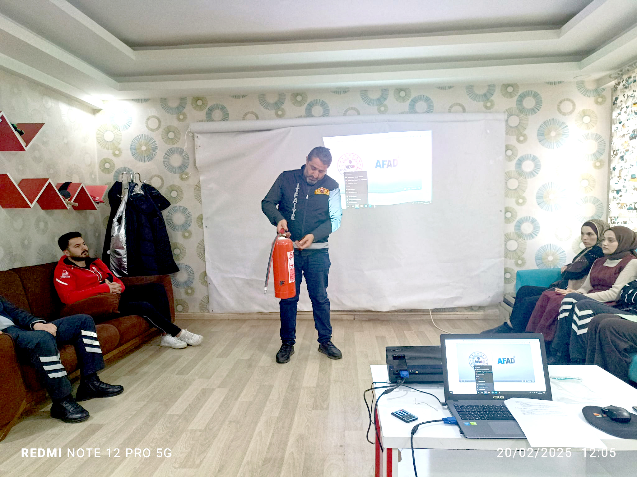 Yangın Güvenliği Eğitimiyle Bilinçleniyorlar