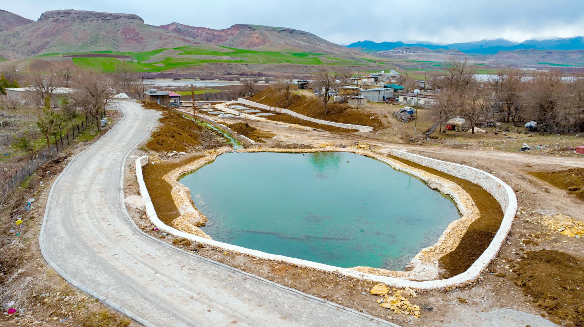 Kozluk’ta Erzen Balıklıgöl Rekreasyon Alanı Projesi Hızla İlerliyor