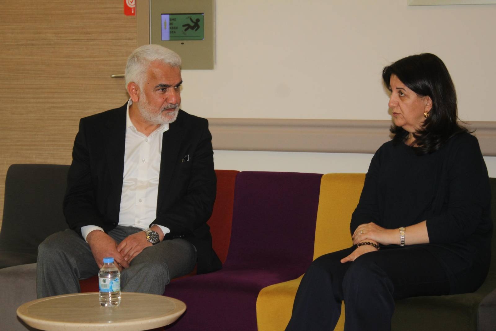 Yapıcıoğlu’ndan Sırrı Süreyya Önder’e Hastane Ziyareti