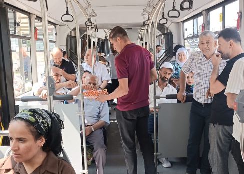 Bayramın İlk Gününde 65 Bin Kişi Ücretsiz Taşındı