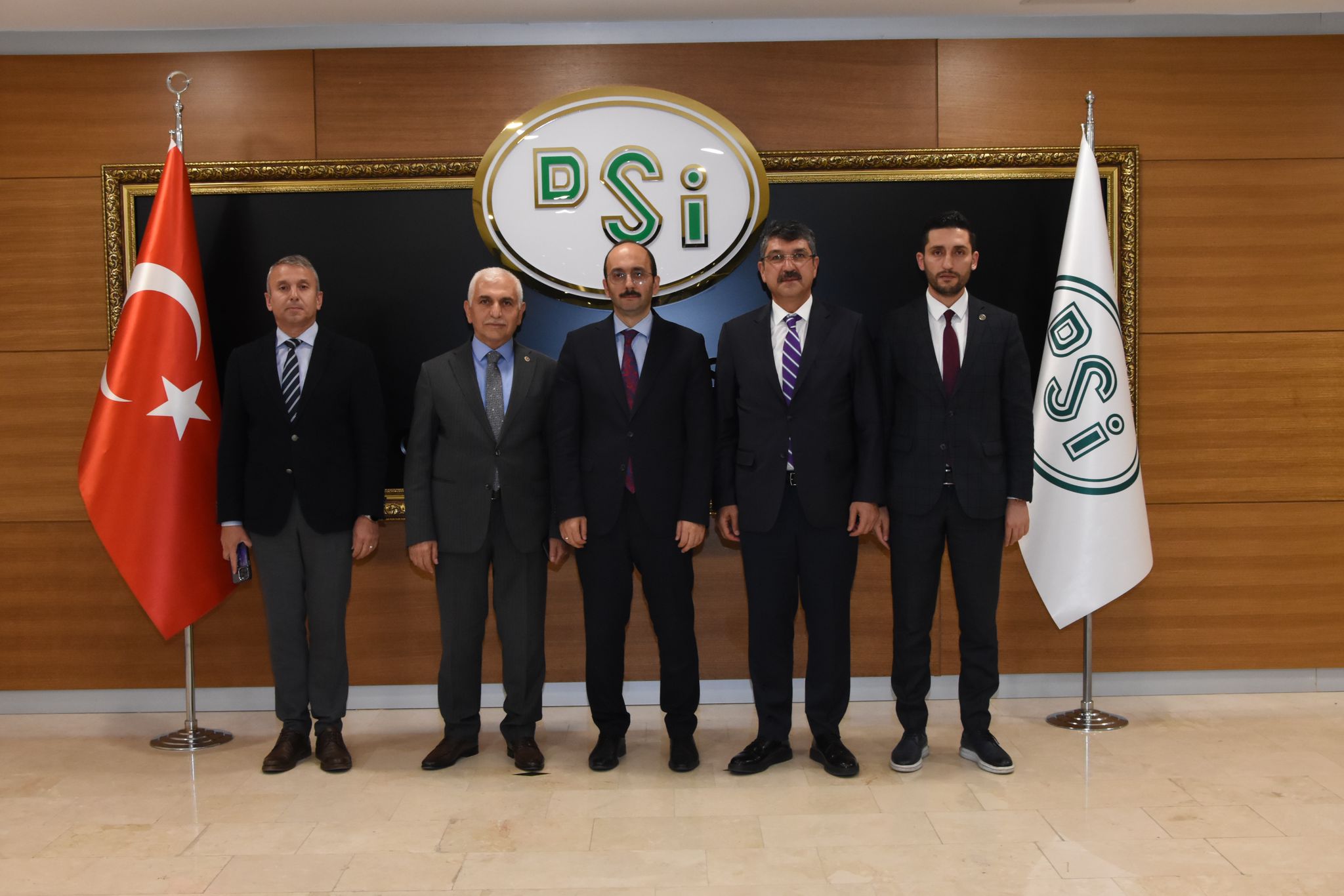 Milletvekili Nasıroğlu, DSİ Genel Müdürü ile Batman’ın su ve sulama projelerini görüştü