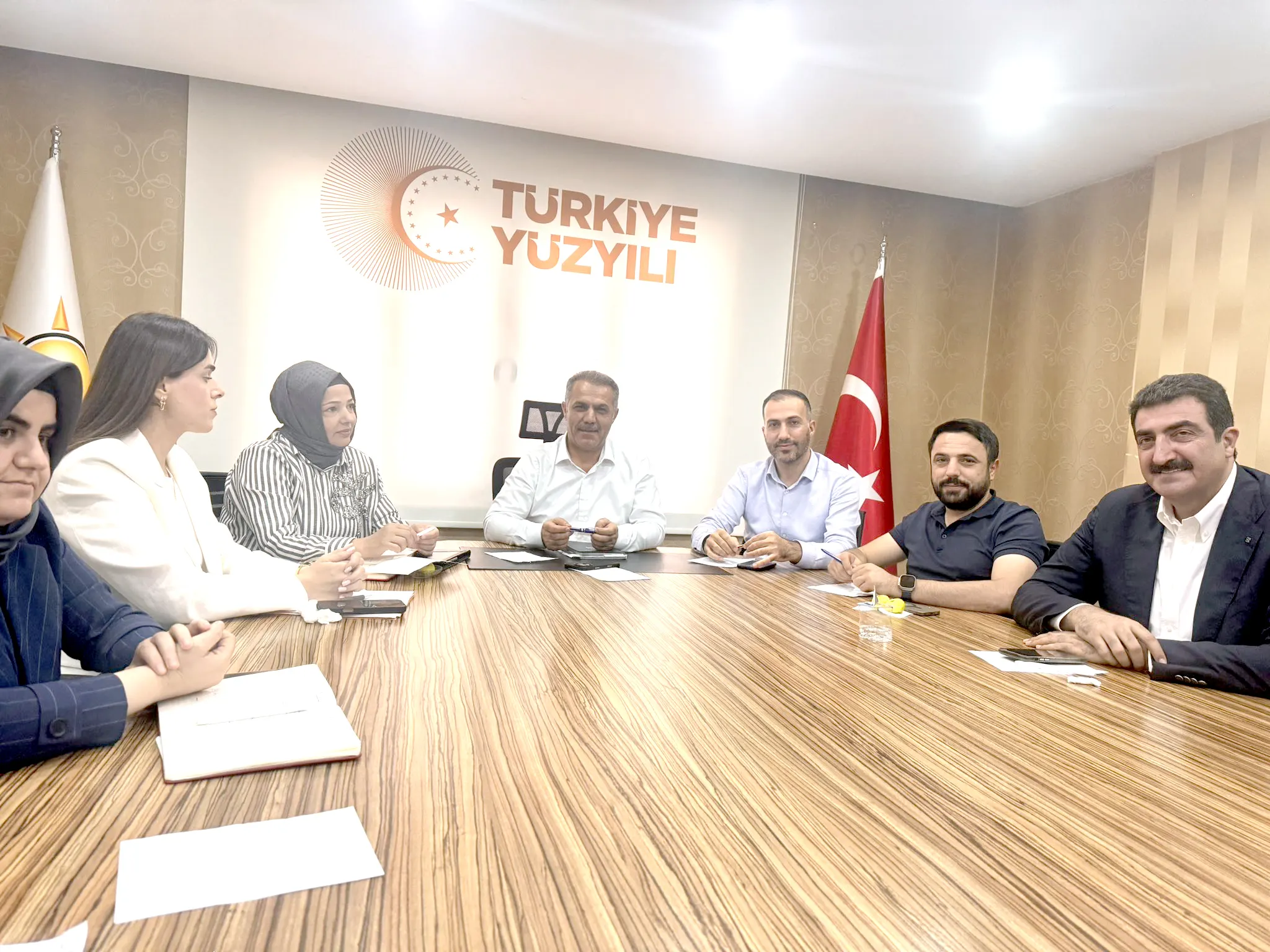 AK Parti Batman’da İl Yönetim Toplantısı Yapıldı