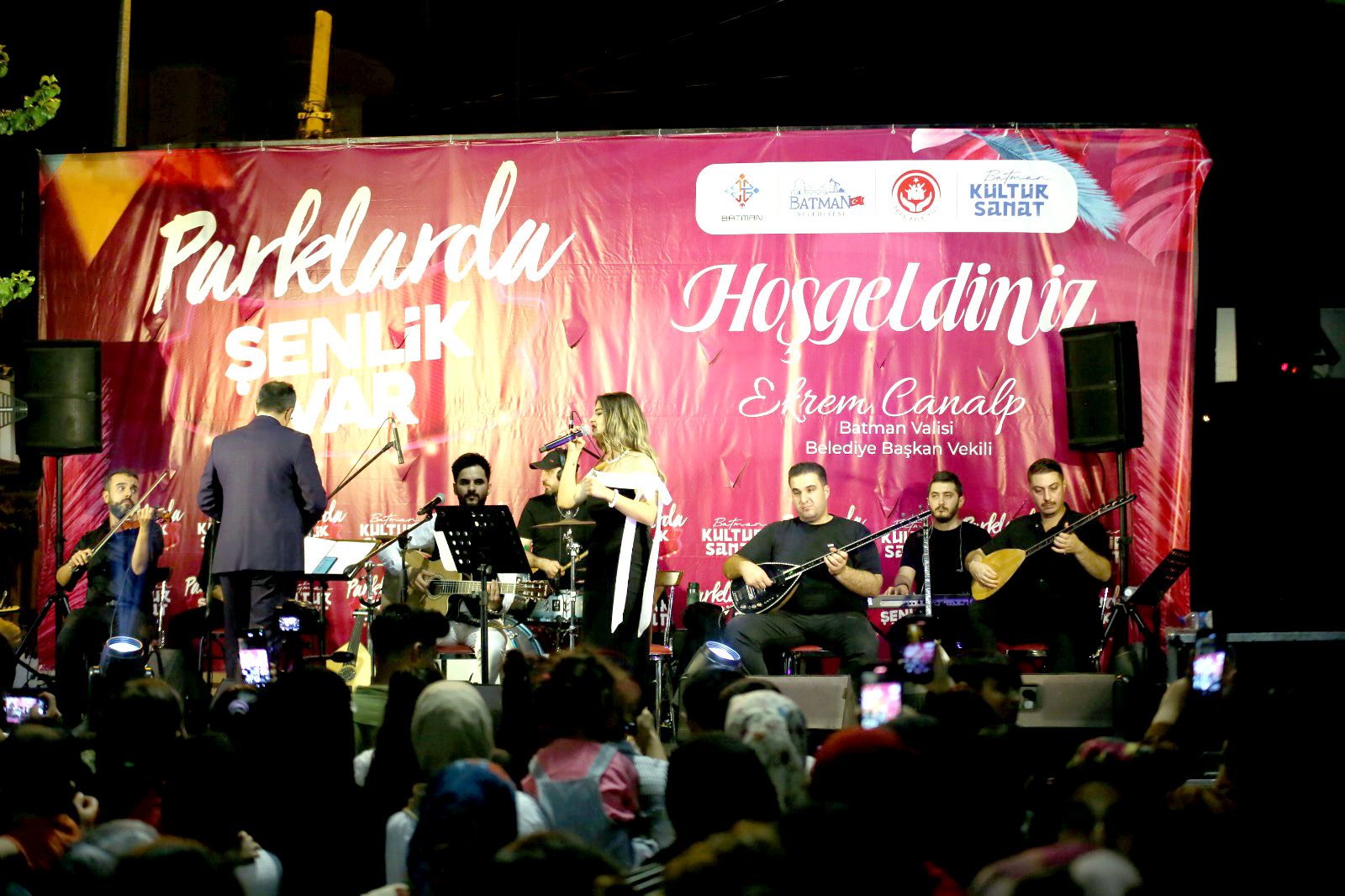 2. Gülistan Caddesi’nde İlk Konser Coşkusu