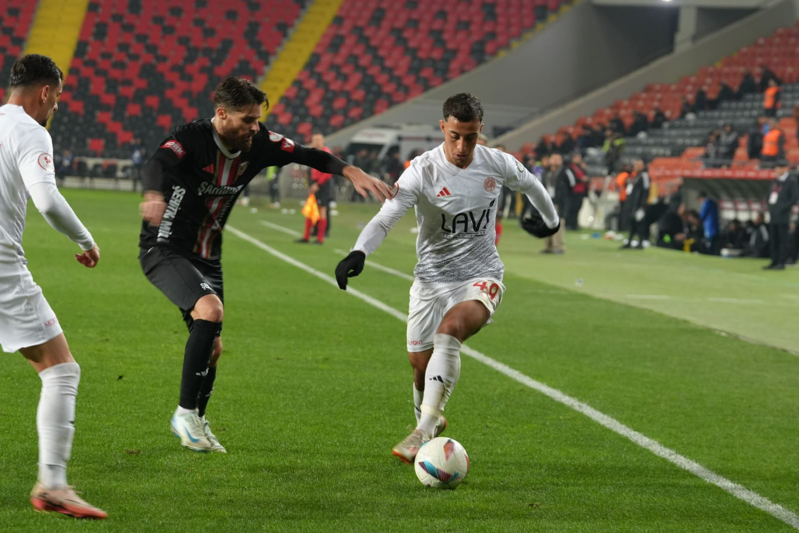 Petrolsporlu Sinan Kaya Osmaniyespor’a Transfer Oldu