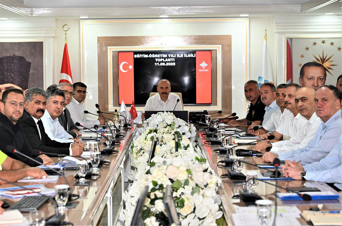 Yeni Eğitim Dönemi İçin Güvenlik ve Trafik Tedbirleri Görüşüldü