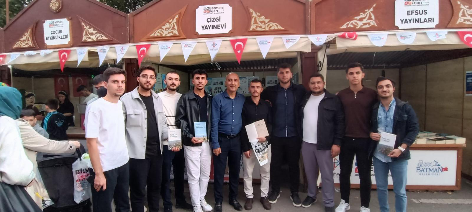 Batman Kitap Fuarında Yerel Eserlere Yoğun İlgi