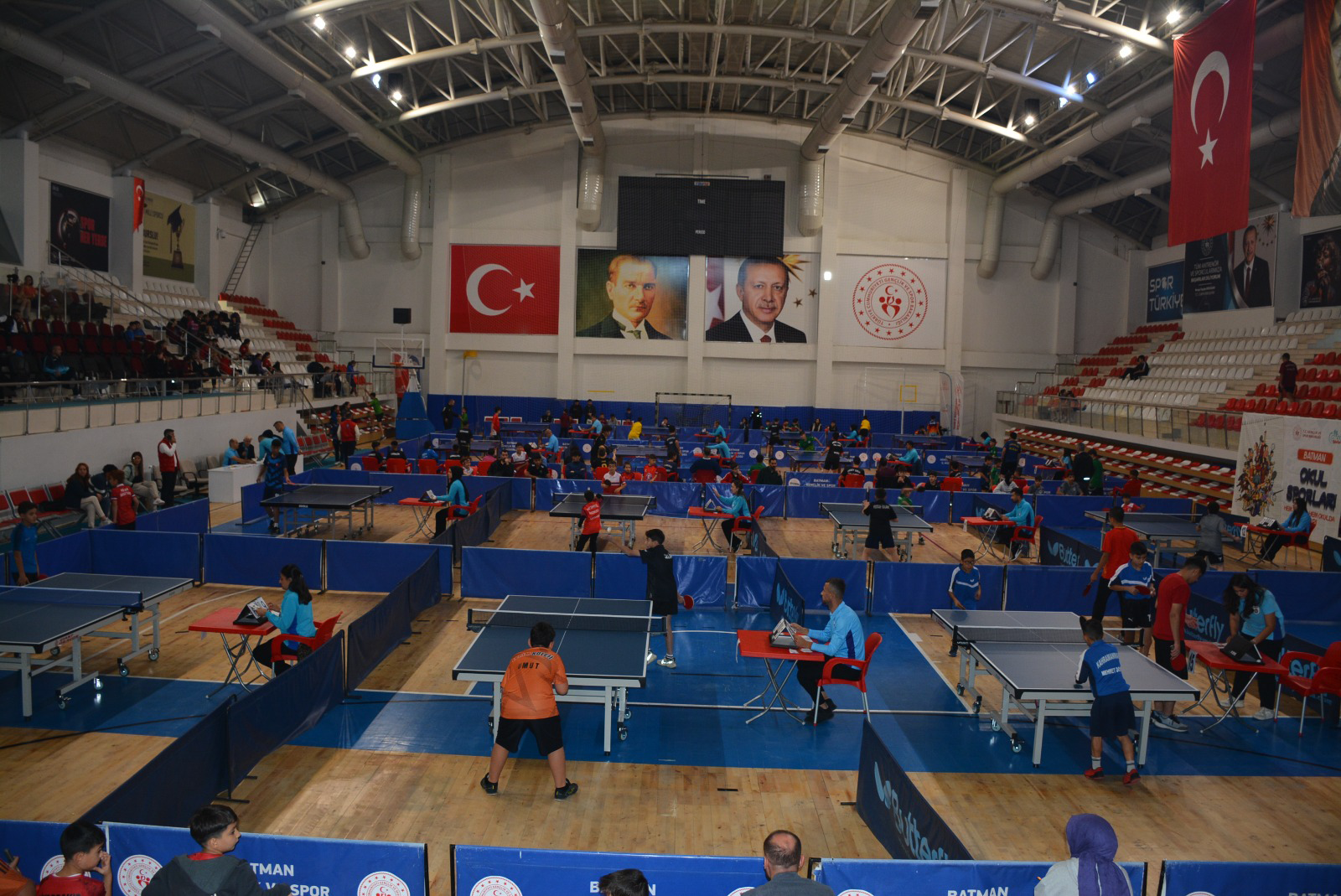 Batman’da Yıldızlar Masa Tenisi Bölge Şampiyonası Başladı