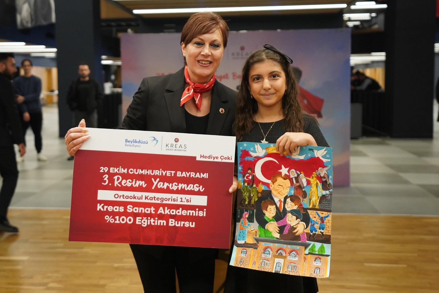 Çocuklar Cumhuriyet’i Resim ve Şiirlerle Kutladı