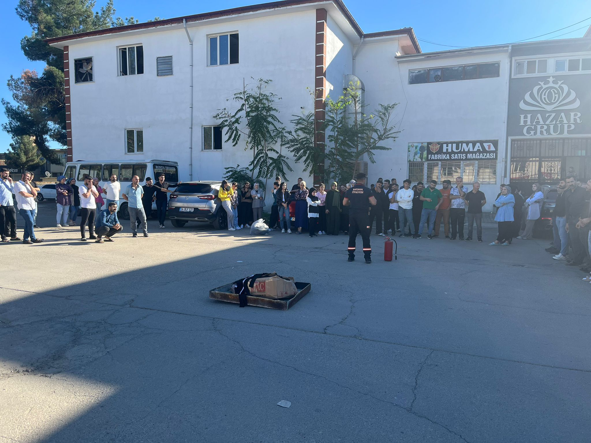 Batman İtfaiyesinden 30 Kurumda Eğitim ve Tatbikat