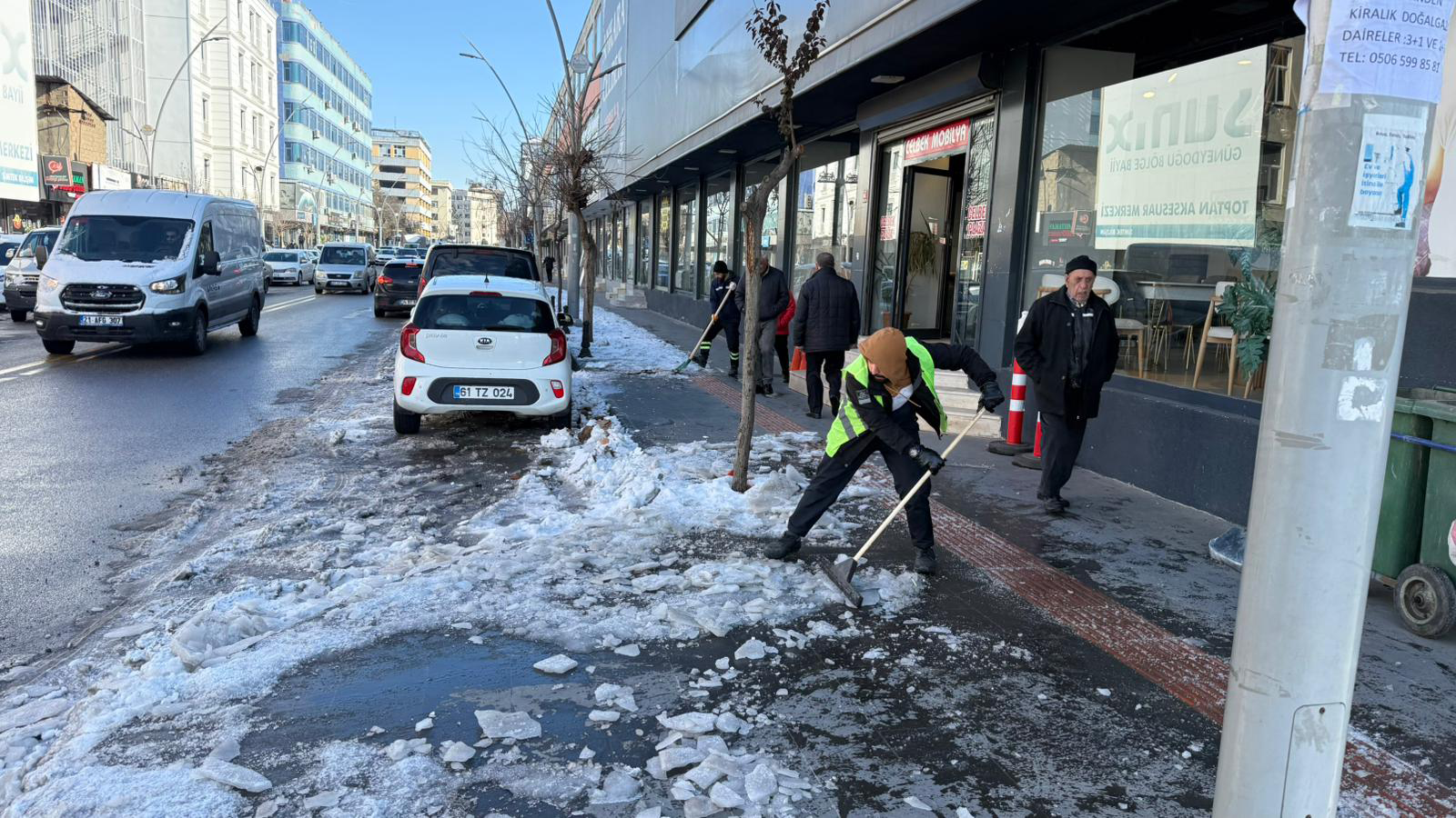 Batman Belediyesi Kar Yağışına Hazır