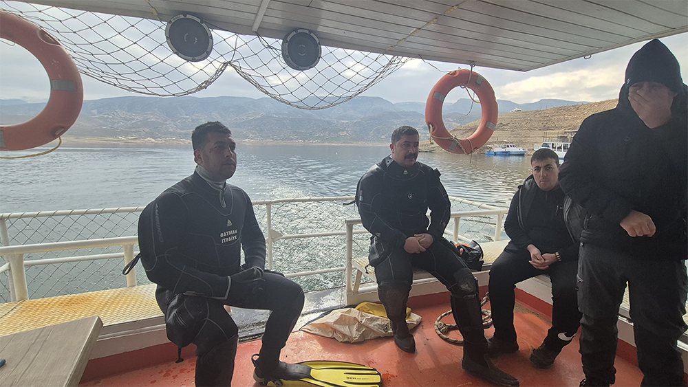 Batman İtfaiyesi Sualtı Eğitimini Sürdürüyor
