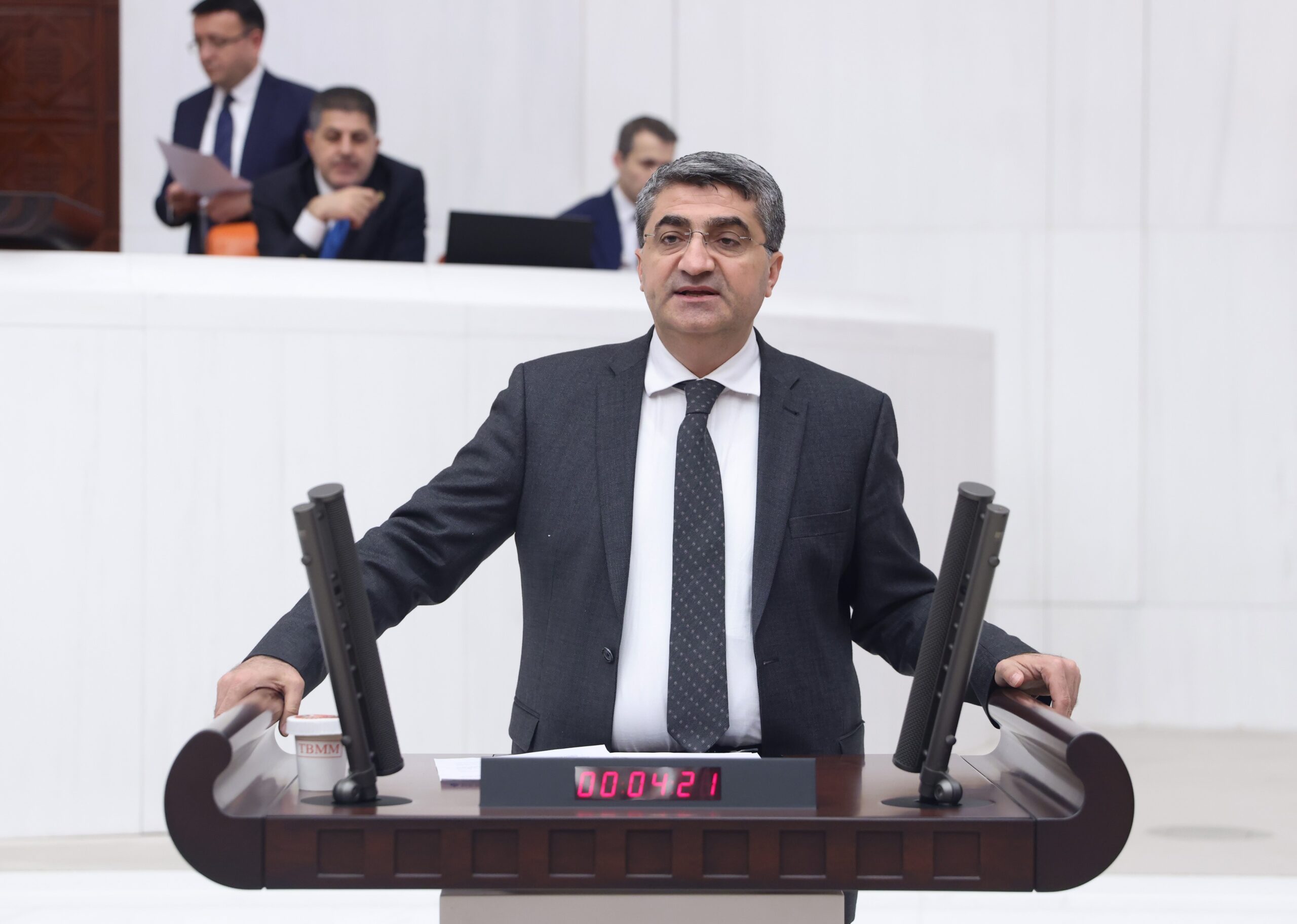 Ekmen: “Ekonomik Sıkıntı Derinleşiyor”