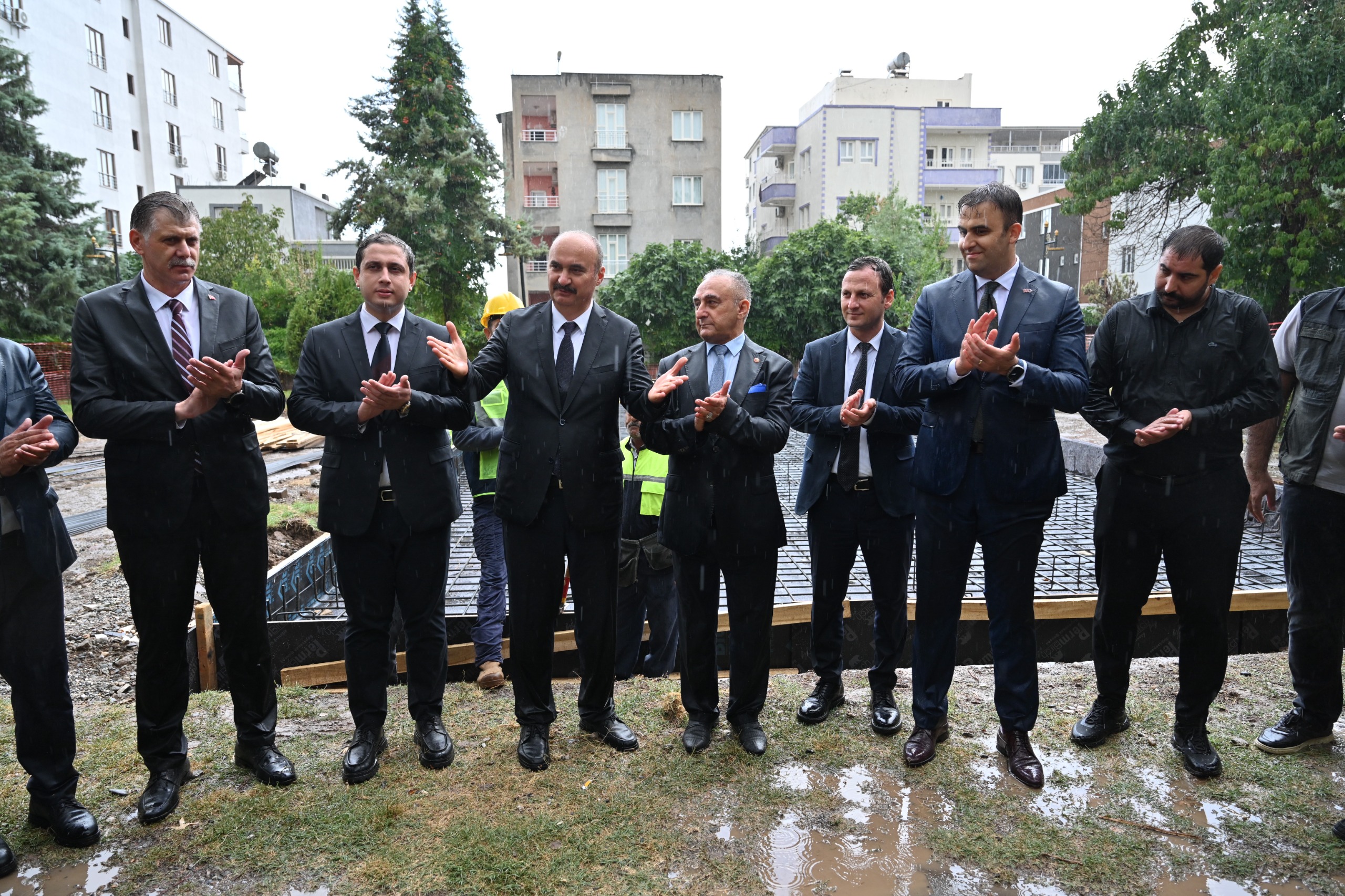 Emekliler Derneği Başkanı Ekmen’den Vali Ekrem Canalp’e Anlamlı Teşekkür!